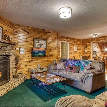 Sunset Ridge Cabin Pigeon Forge Εξωτερικό φωτογραφία
