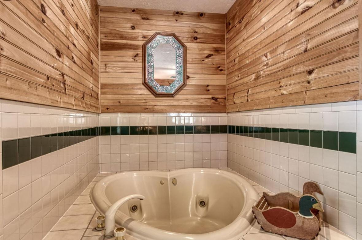 Sunset Ridge Cabin Pigeon Forge Εξωτερικό φωτογραφία